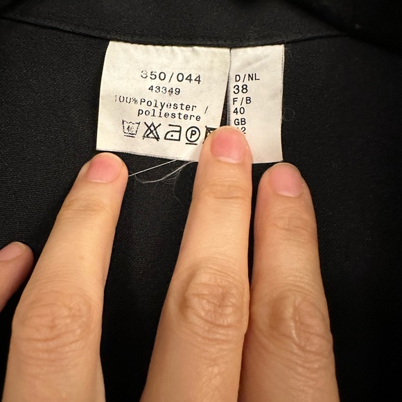 Black jacket - Picture 5 of 5